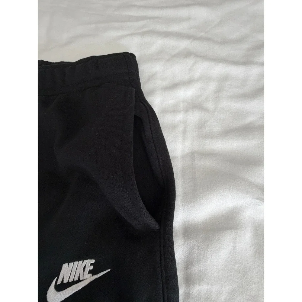 Nike Mens Sportswear Club Fleece Shorts Black BV2671-010 Size L NWT